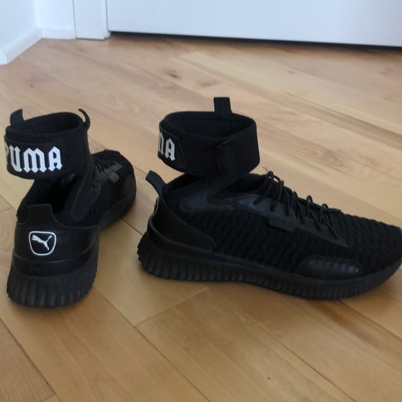 barely worn pumas fenty by rihanna - Picture 3 of 4